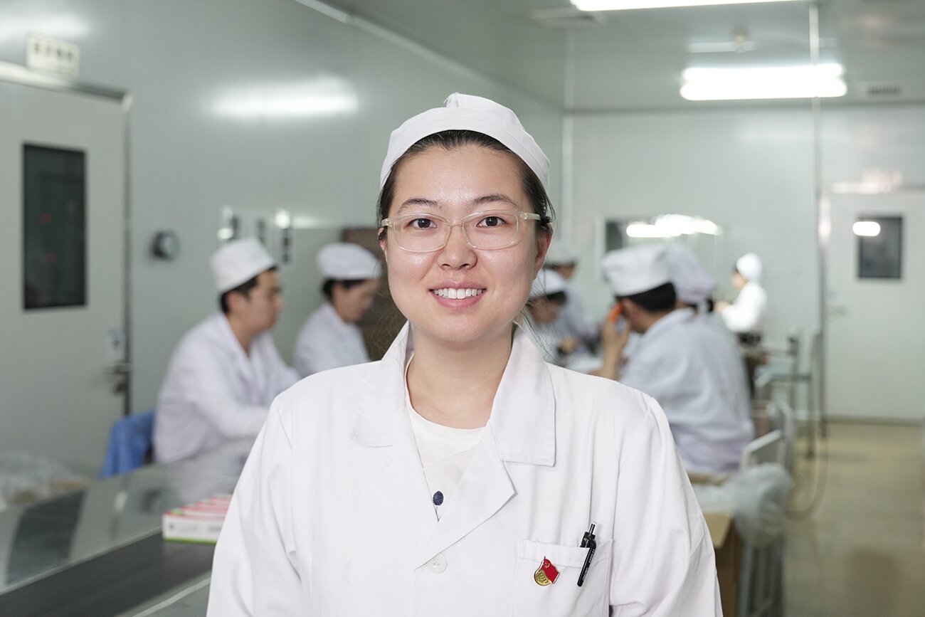 哈藥集團(tuán)國(guó)資戰(zhàn)隊(duì)&ldquo;英雄譜&rdquo;事跡專欄&mdash;&mdash;中藥公司粉針綜合制劑車間工段長(zhǎng)楊洋