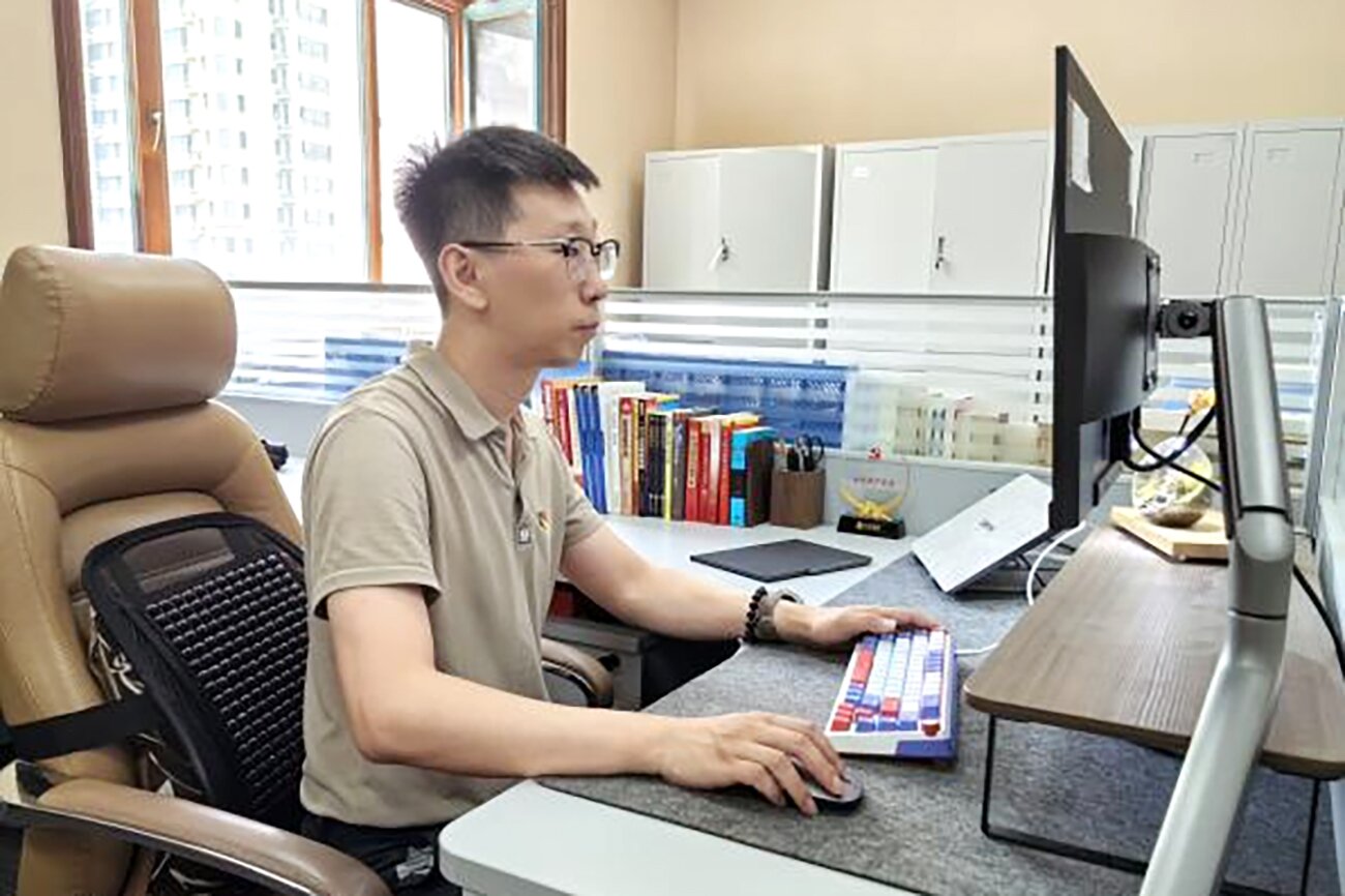 哈藥集團(tuán)國(guó)資戰(zhàn)隊(duì)&ldquo;英雄譜&rdquo;事跡專欄&mdash;&mdash;股份公司戰(zhàn)略運(yùn)營(yíng)部戰(zhàn)略管控經(jīng)理陸放達(dá)